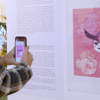 Mostra di Houda Bakkali presso la sede di Chicó dell’Alliance Française a Bogotá, Colombia