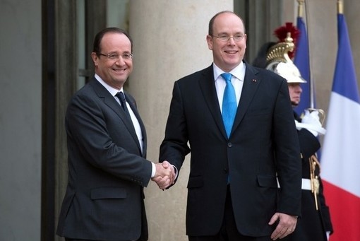 Hollande ha ricevuto a Montecarlo l'investitura di Grand-Croix de l’Ordre de Saint-Charles