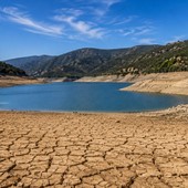 La siccità morde la Costa Azzurra: il prefetto stringe la vite, scatta il livello di crisi in cinque comuni