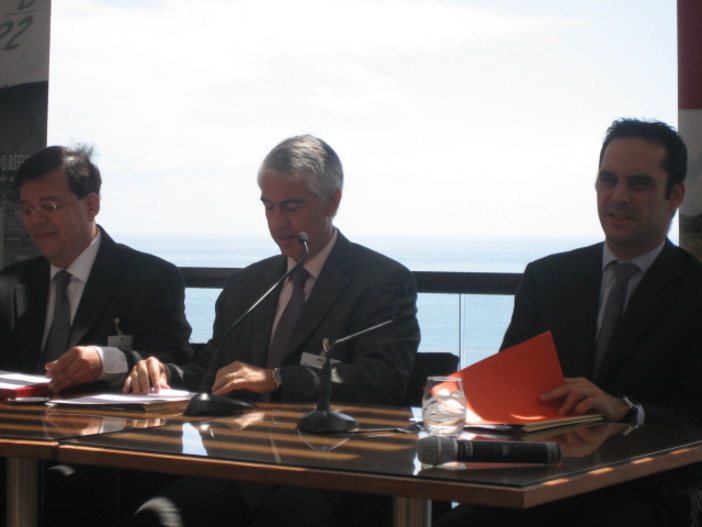 Da sinistra Francisco Galindo-Veléz rappresentante dell'UNHCR in Francia ed a Monaco, Franck Biancheri e Frédéric Platini