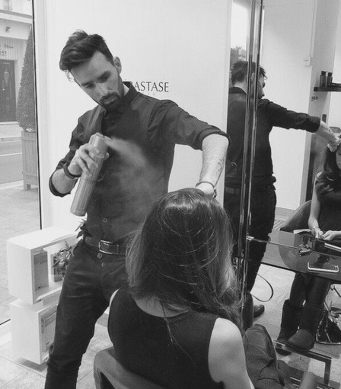 Dalla famiglia Briatore a Naomi Campbell, l'hair stylist che pettina i Vip a Monaco. Intervista ad Alessandro Lotti