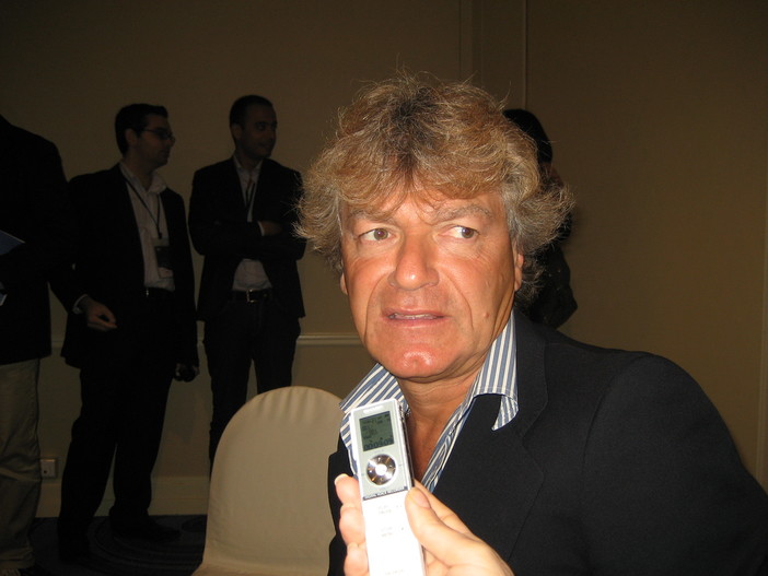 Dal sogno dell’82 al Golden Foot 2010. Intervista con Giancarlo Antognoni Dal sogno dell’82 al Golden Foot 2010. Intervista con Giancarlo Antognoni