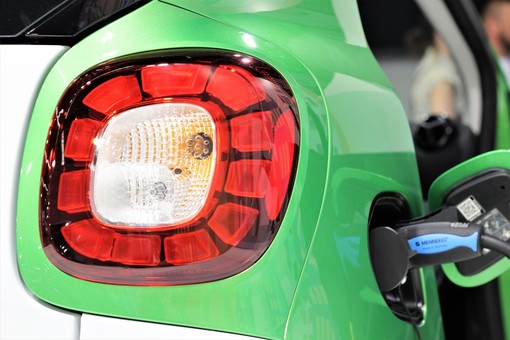 Monaco aggiorna il controllo tecnico: nuovo check sul raffreddamento delle batterie per veicoli elettrici e ibridi dal 21 marzo 2026