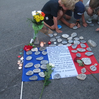 Attentato 14 luglio: i giudici parigini verranno a Nizza per incontrare i parenti delle vittime