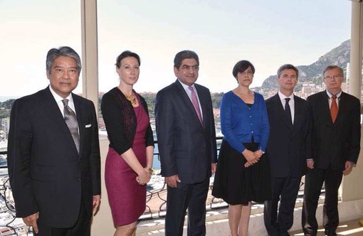 Gli Ambasciatori di Thailandia, Lussemburgo e Emirati Arabi hanno incontrato S.A.S Alberto II Gli Ambasciatori di Thailandia, Lussemburgo e Emirati Arabi hanno incontrato S.A.S Alberto II