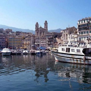 In mezz’ora e…state in Corsica, meta preferita per tanti monegaschi a settembre