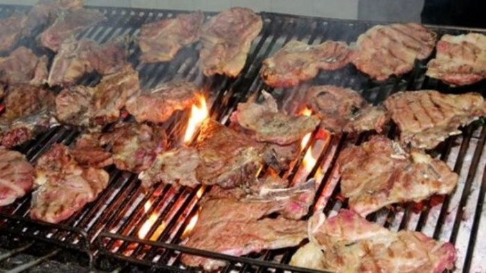 I 5 consigli per la perfetta bistecca alla griglia I 5 consigli per la perfetta bistecca alla griglia