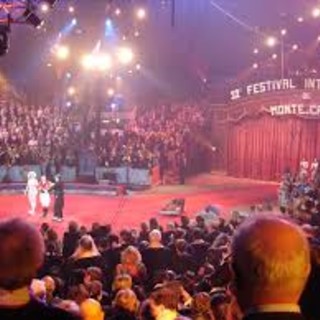 Festival del Circo di Monte-Carlo 2012: questo è il francobollo dedicato
