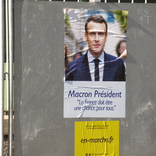 Emmanuel Macron e Marine Le Pen se la vedranno fra meno di due settimane in un ballottaggio alquanto incerto per contendersi la Presidenza della Repubblica Francese