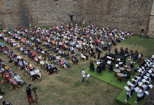 Sulle note dei Carmina Burana Confartigianato Imprese Cuneo ha presentato il volume dedicato alle "Passeggiate gourmet"