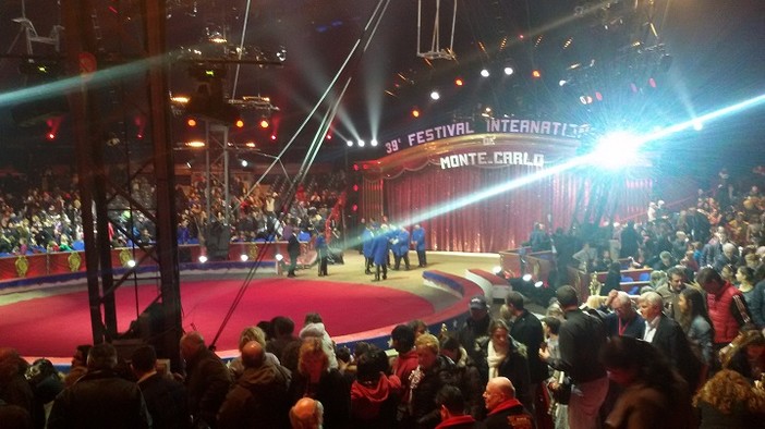 Il Circo di Montecarlo attrae turisti da tutto il mondo. Spettacoli sino a domenica