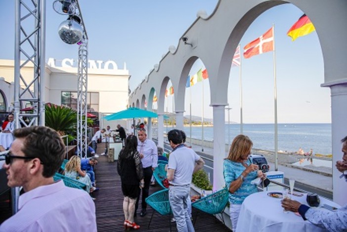 I Summer Party sono tornati sulla terrazza del  Casino Barrière Menton