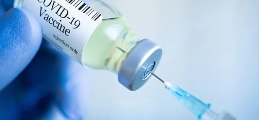 Vaccino Covid: in Francia, ma non per tutti, al via il secondo richiamo