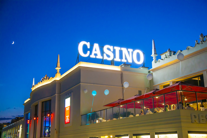 Il Casino' di Mentone fa parte dei locali giochi più importanti della Costa Azzurra.
