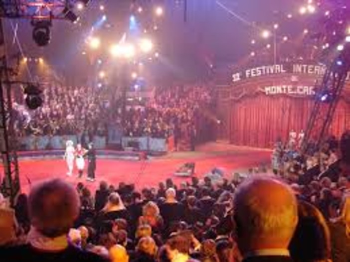 Festival del Circo di Monte-Carlo 2012: questo è il francobollo dedicato