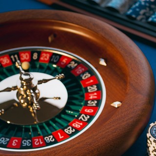 Nel cuore del gambling: numeri e statistiche di un fenomeno da 135 miliardi di euro