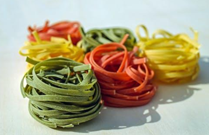 Carboidrati complessi e grassi sani per muscoli al top! Carboidrati complessi e grassi sani per muscoli al top!