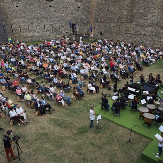 Sulle note dei Carmina Burana Confartigianato Imprese Cuneo ha presentato il volume dedicato alle "Passeggiate gourmet"