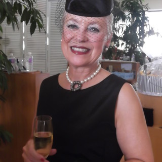 Caroline Dekkers vince il primo Hat Contest di Montecarlo in "Grace a Symbol of Change"
