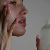 Detersione viso completa: detergente, struccante e tonico servono sempre? Detersione viso completa: detergente, struccante e tonico servono sempre?