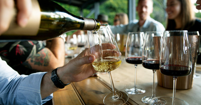 Percorso degustazioni guidate di vini a Menton: dal 2 maggio al 31 ottobre 2026.