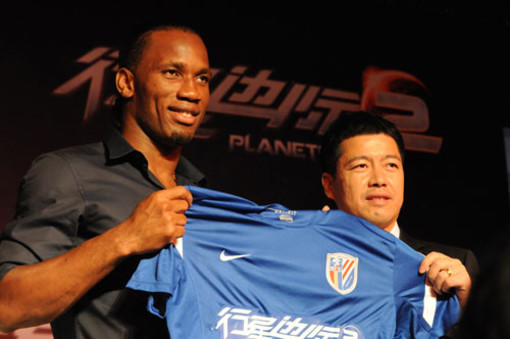 Golden Foot 2012: Drogba fa il pieno di voti dalla Cina Golden Foot 2012: Drogba fa il pieno di voti dalla Cina