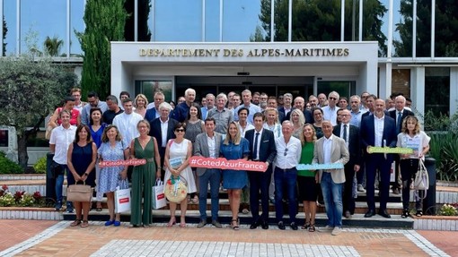 Costa Azzurra: prospettive estive promettenti Costa Azzurra: prospettive estive promettenti