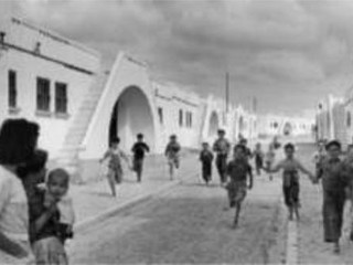 Village moderne de pêcheurs, Olhão, Portugal, 1954 - © Sabine Weiss, Collection Photo Elysée,Lausanne