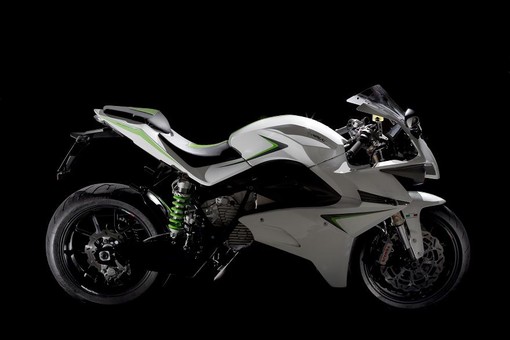 Piace anche a Montecarlo Energica, superbike elettrica Piace anche a Montecarlo Energica, superbike elettrica