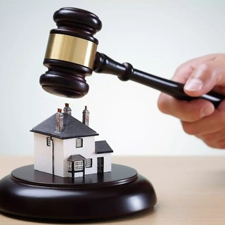 Case all’asta: opportunità o rischio? Guida pratica alle 4 principali tipologie di vendite immobiliari