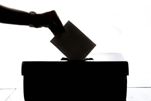 Elezioni comunali 2027 a Monaco: modalità e scadenze per il voto per delega Elezioni comunali 2027 a Monaco: modalità e scadenze per il voto per delega