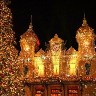 Monaco si prepara al Natale: luminarie in allestimento nei quartieri del Principato