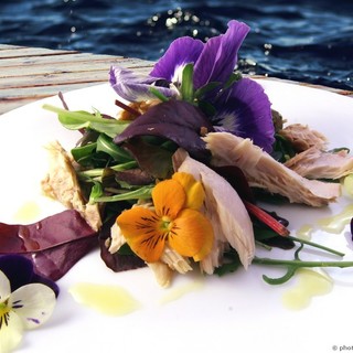Anche Montecarlo e la Costa Azzurra si innamorano dei piatti a base di fiori