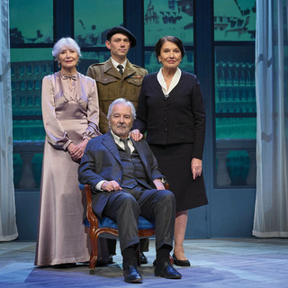 “Le Prix” di Cyril Gely al Théâtre Princesse Grace, Crédit photos : Bernard Richebé