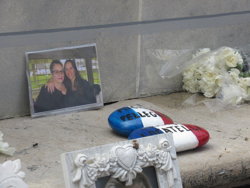 Attentato 14 luglio: gli 86 galets con i nomi delle vittime hanno iniziato il loro percorso verso l'Himalaya