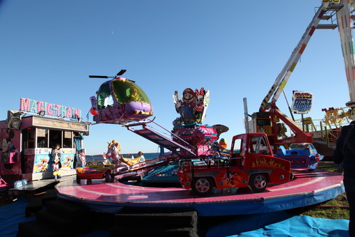 Mentone si anima con il Luna Park sino al 10 febbraio Mentone si anima con il Luna Park sino al 10 febbraio