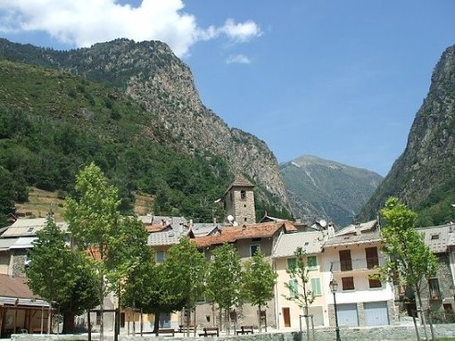 Isola, panorama