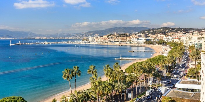 Cannes blindata per il Festival: sicurezza totale tra terra, cielo e mare Cannes blindata per il Festival: sicurezza totale tra terra, cielo e mare