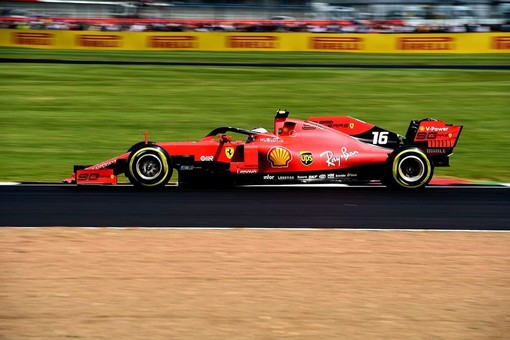 F1. Silverstone, troppa Mercedes per Leclerc: il monegasco è terzo in qualifica con la Ferrari
