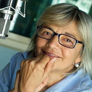 Al “Muretto delle Poesie” a Ispra premio alla carriera a Luisella Berrino, speaker storica di Radio Montecarlo