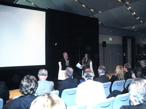 Luchetti intervistato da Patrizia Farchetto prima della proiezione monegasca Luchetti intervistato da Patrizia Farchetto prima della proiezione monegasca