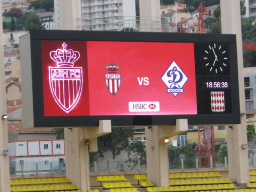 Calcio: Tris del Monaco alla Dinamo Mosca Calcio: Tris del Monaco alla Dinamo Mosca