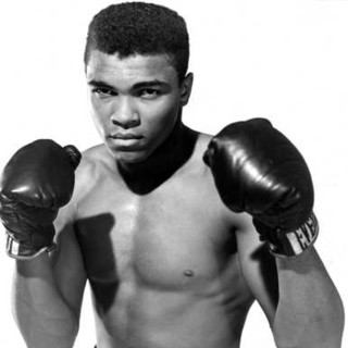 Mohamed Ali ©Biography.com