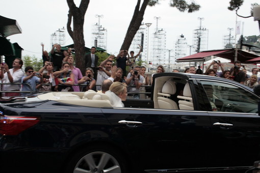 Matrimonio del Principe: ecco alcune immagini del corteo regale per le vie di Monaco