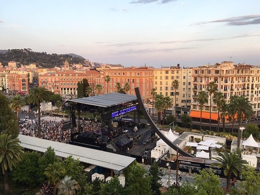 Nice Jazz Fest 2025: musica, inclusione e sostenibilità al centro della scena Nice Jazz Fest 2025: musica, inclusione e sostenibilità al centro della scena