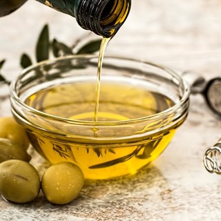 Come conservare le olive: le tecniche contadine della tradizione pugliese