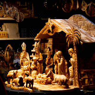 La Turbie celebra il Natale con l’esposizione di presepi in Place Saint-Jean