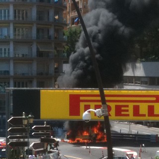 Improvviso incendio a Monte-Carlo nel cuore del circuito del Gran premio di F1
