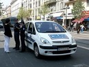 Nizza rafforza le regole contro i disturbi in strada: stop ai gruppi molesti in 18 zone della città Nizza rafforza le regole contro i disturbi in strada: stop ai gruppi molesti in 18 zone della città