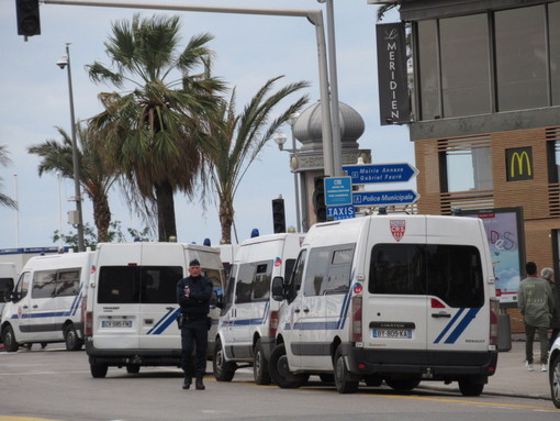A Nizza sto vivendo un carnevale “blindato”: ne vale la pena? A Nizza sto vivendo un carnevale “blindato”: ne vale la pena?